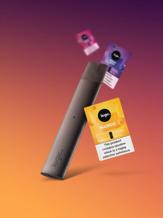 A black Logic RDY 900 kit next to a pack of Mango Logic RDY 900 pods floating on a purple-orange background