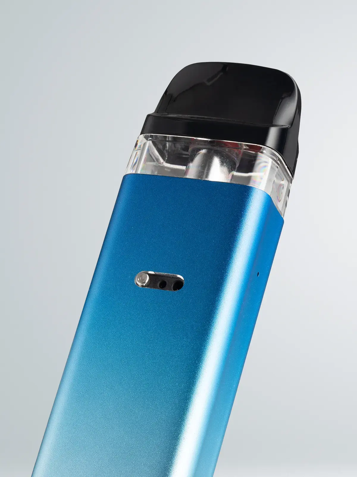 Vaporesso XROS 3 in Blue, zoomed in to show its adjustable airflow control.