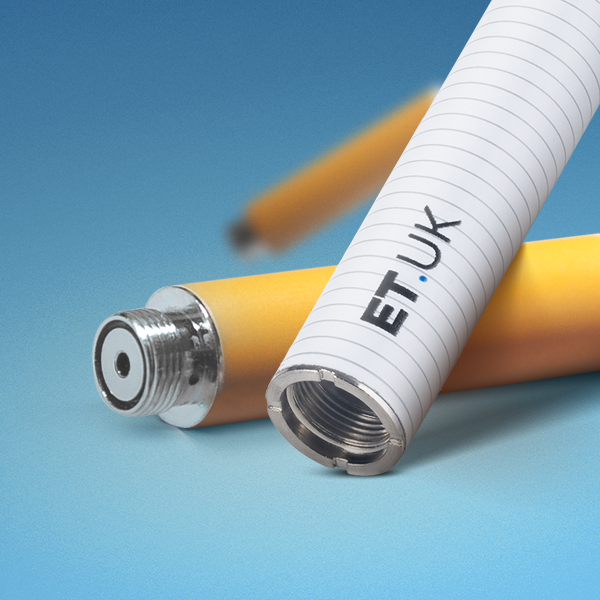 An ET.UK Cigalike Vape Battery, zoomed in to the screw thread, alongside a laying-down cartomizer refill. Light blue background.